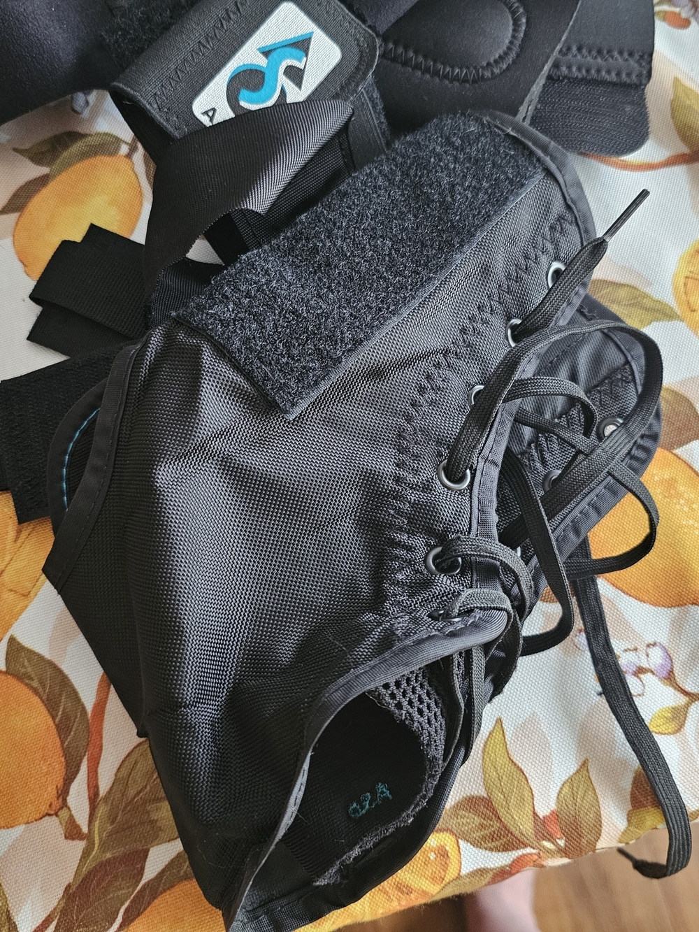 Light Gray Medical Walking Boot - Picture 6 of 7